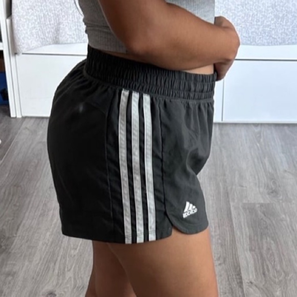 ADIDAS Aeroready 3 Stripes Women Grey Athletic Shorts | M